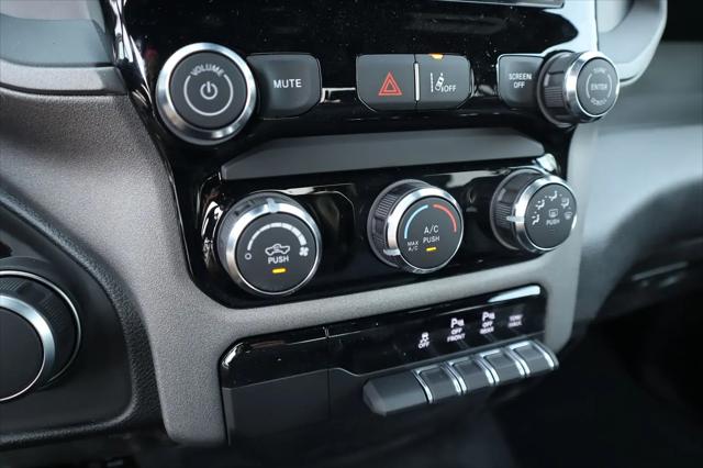 2026 Ram 1500 Tradesman Quad Cab 4x4 64 Box
