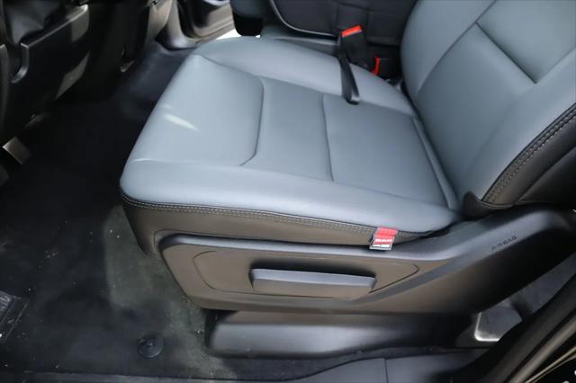 2026 Ram 1500 Tradesman Quad Cab 4x4 64 Box