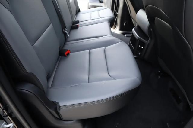 2026 Ram 1500 Tradesman Quad Cab 4x4 64 Box