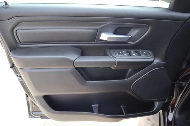 2026 Ram 1500 Tradesman Quad Cab 4x4 64 Box