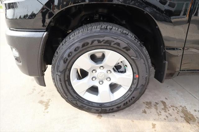 2026 Ram 1500 Tradesman Quad Cab 4x4 64 Box