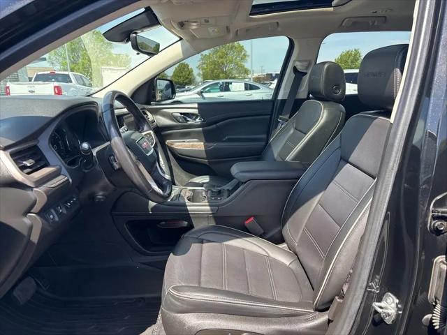 2022 GMC Acadia AWD Denali