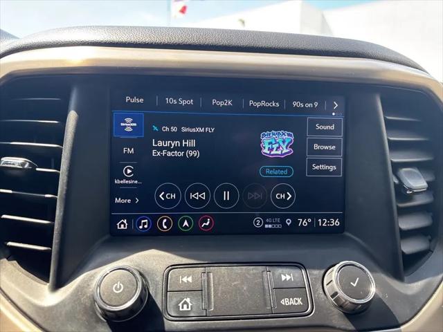 2022 GMC Acadia AWD Denali