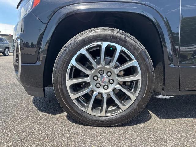 2022 GMC Acadia AWD Denali
