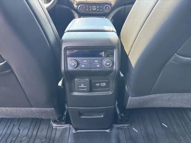 2022 GMC Acadia AWD Denali