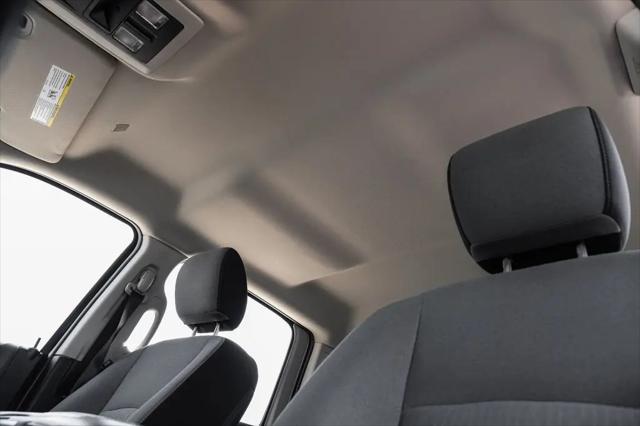 2022 Ram 1500 Classic SLT Crew Cab 4x2 5'7" Box