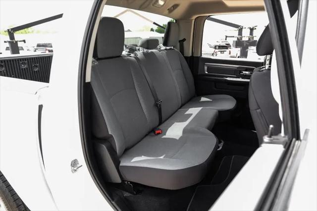 2022 Ram 1500 Classic SLT Crew Cab 4x2 5'7" Box