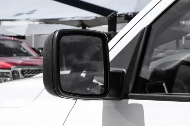 2022 Ram 1500 Classic SLT Crew Cab 4x2 5'7" Box
