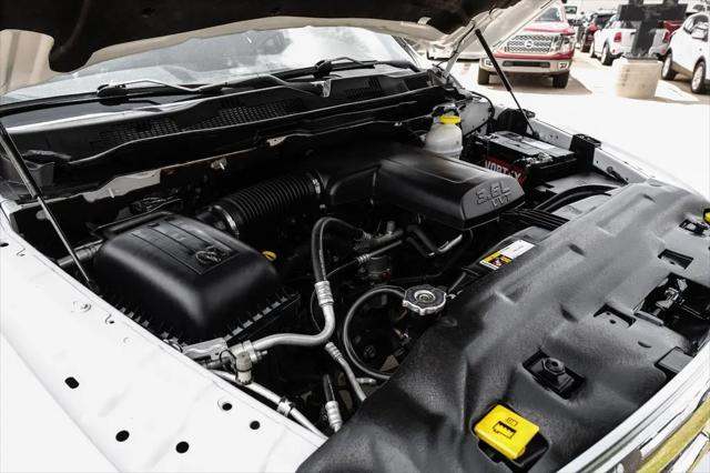 2022 Ram 1500 Classic SLT Crew Cab 4x2 5'7" Box