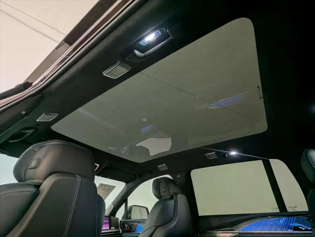 2025 Cadillac Escalade Luxury 2 AWD