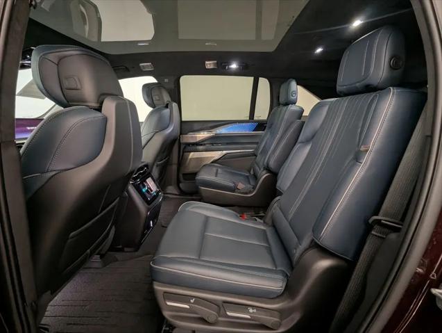 2025 Cadillac Escalade Luxury 2 AWD