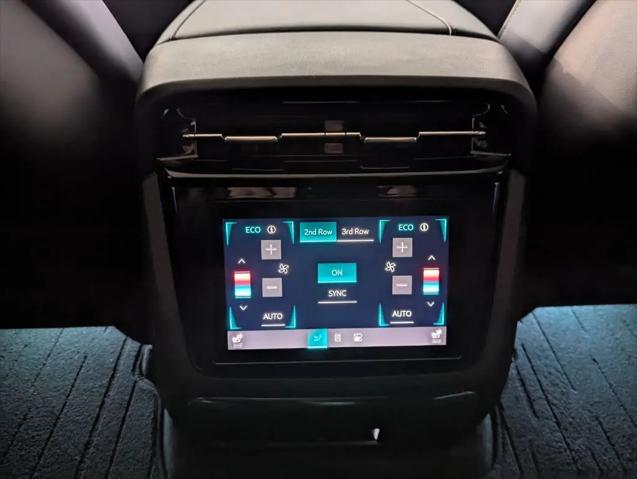 2025 Cadillac Escalade Luxury 2 AWD