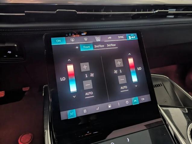 2025 Cadillac Escalade Luxury 2 AWD