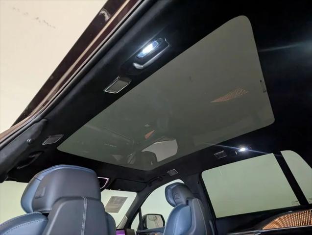 2025 Cadillac Escalade Luxury 2 AWD