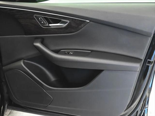 2023 Audi Q8 Premium 55 TFSI quattro Tiptronic