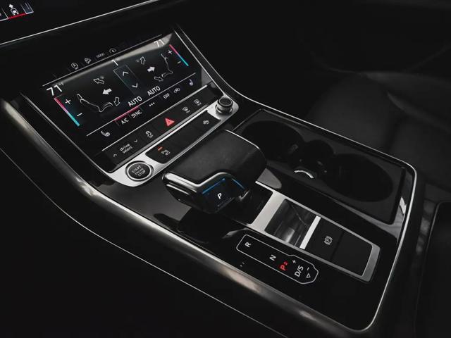 2023 Audi Q8 Premium 55 TFSI quattro Tiptronic