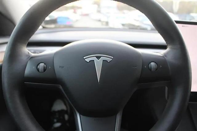 2022 Tesla Model 3 Long Range Dual Motor All-Wheel Drive