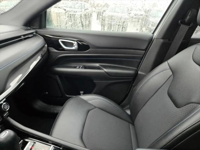 2025 Jeep Compass Latitude 4x4