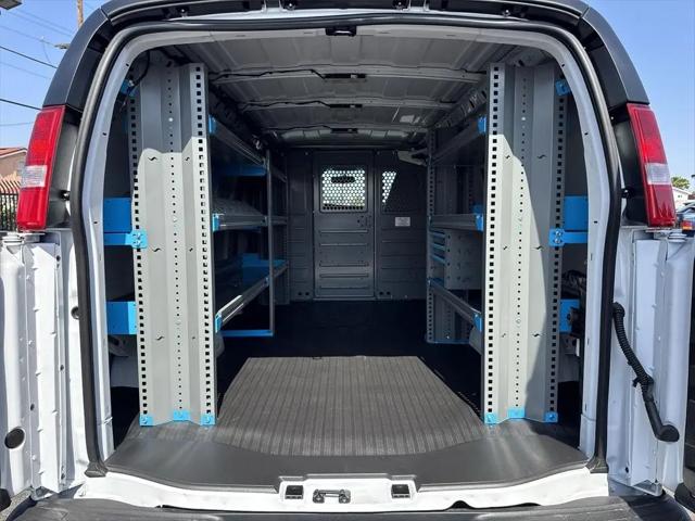 2026 Chevrolet Express Cargo Van 2500 Regular Wheelbase, WT, RWD
