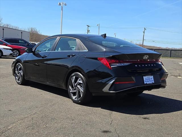 2025 Hyundai Elantra SEL Convenience