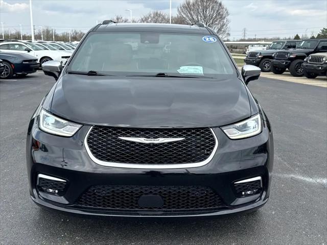 2025 Chrysler Pacifica Pinnacle