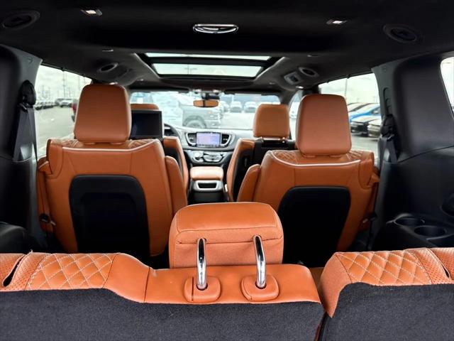 2025 Chrysler Pacifica Pinnacle