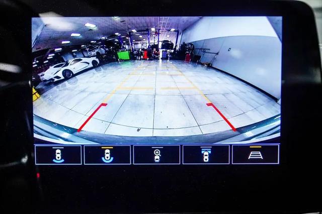 2023 Chevrolet Corvette Stingray RWD Coupe 2LT