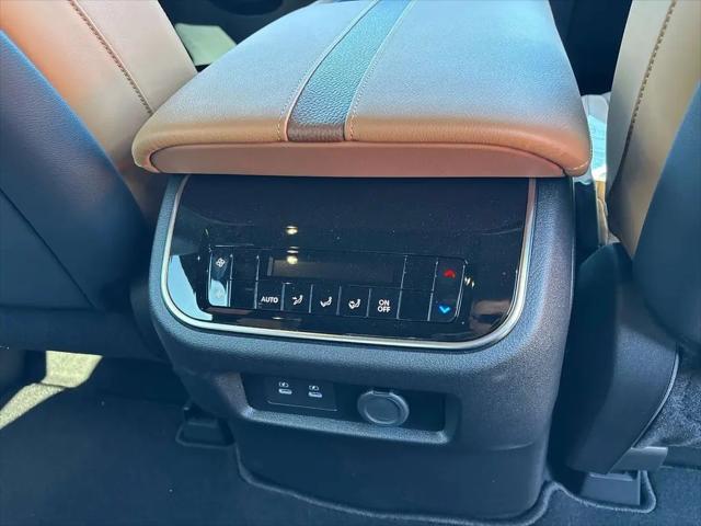 2025 Nissan Armada SL 4WD