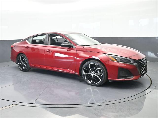 2024 Nissan Altima SR FWD