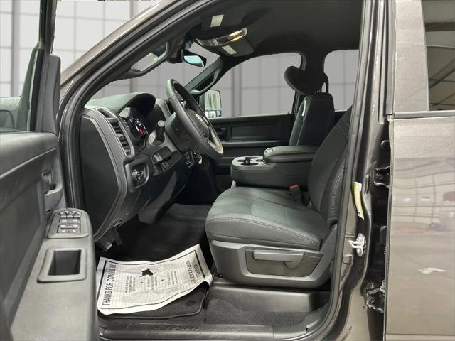 2026 Ram 2500 Black Express Crew Cab 4x4 6'4" Box
