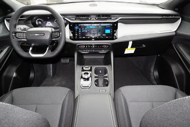 2026 Jeep Cherokee Laredo 4x4