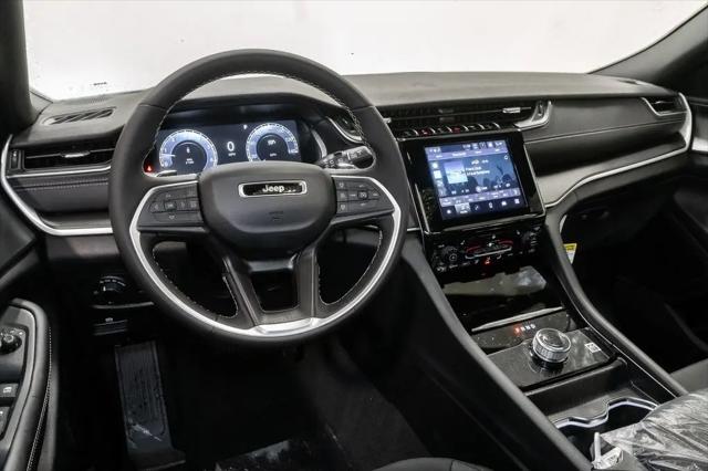 2026 Jeep Grand Cherokee Altitude 4x4