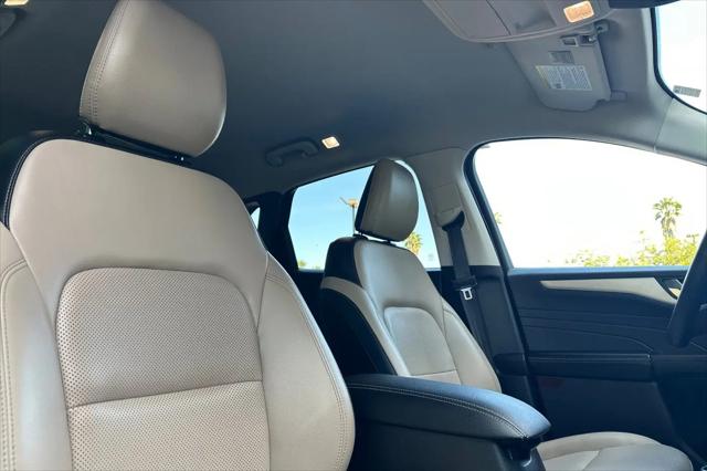 2021 Ford Escape SEL Hybrid