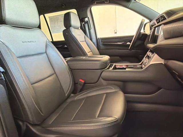 2024 GMC Yukon 4WD Denali