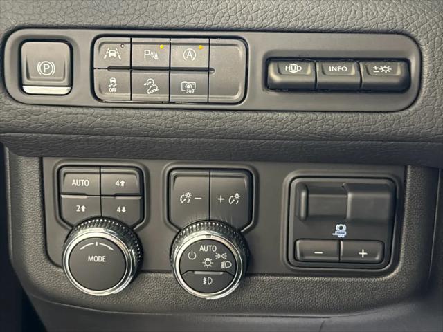 2024 GMC Yukon 4WD Denali