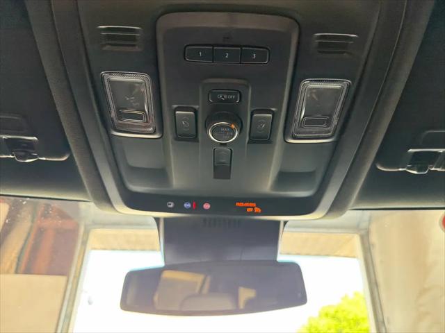 2024 GMC Yukon 4WD Denali