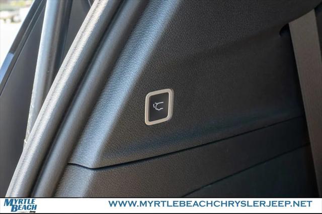 2026 Chrysler Pacifica Pinnacle