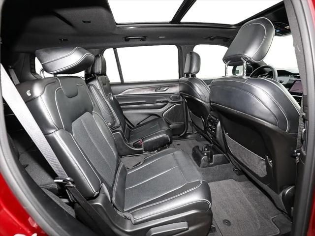 2023 Jeep Grand Cherokee L Overland 4x4