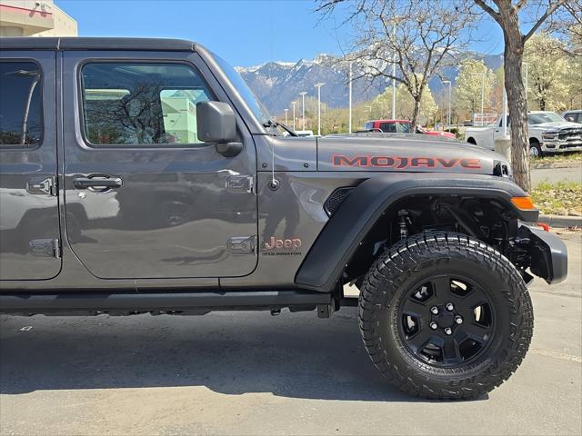 2023 Jeep Gladiator Sport