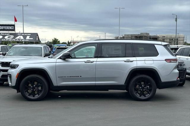 2026 Jeep Grand Cherokee L Grand Cherokee Laredo Altitude 4x2