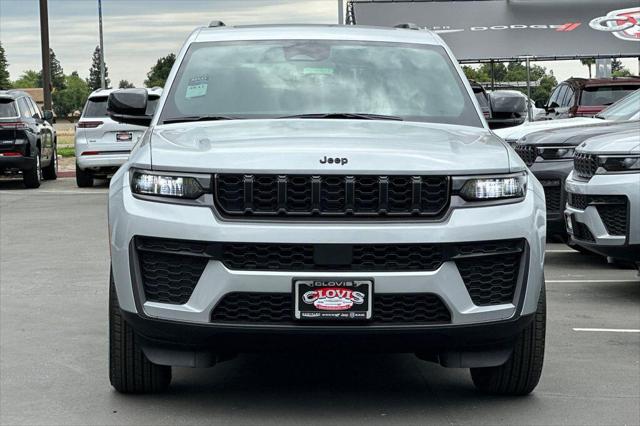 2026 Jeep Grand Cherokee L Grand Cherokee Laredo Altitude 4x2