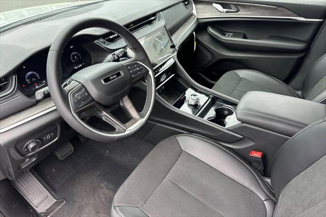 2026 Jeep Grand Cherokee L Grand Cherokee Laredo Altitude 4x2