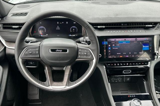 2026 Jeep Grand Cherokee L Grand Cherokee Laredo Altitude 4x2