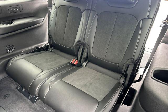 2026 Jeep Grand Cherokee L Grand Cherokee Laredo Altitude 4x2