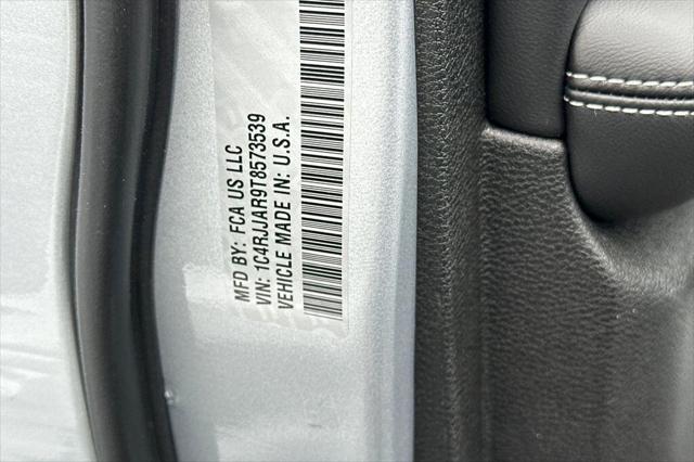 2026 Jeep Grand Cherokee L Grand Cherokee Laredo Altitude 4x2