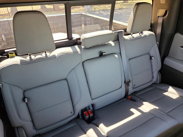 2026 GMC Sierra 1500 Crew Cab, Short Bed, SLT, 4WD