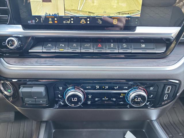 2026 GMC Sierra 1500 Crew Cab, Short Bed, SLT, 4WD