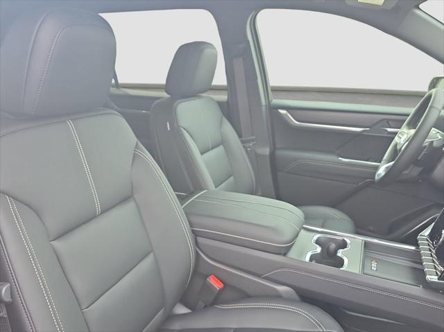 2026 GMC Acadia Elevation AWD
