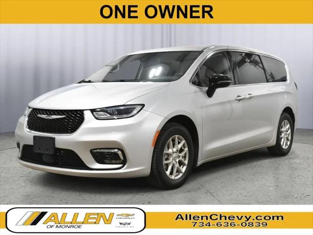 2024 Chrysler Pacifica Touring L for sale in Monroe, MI