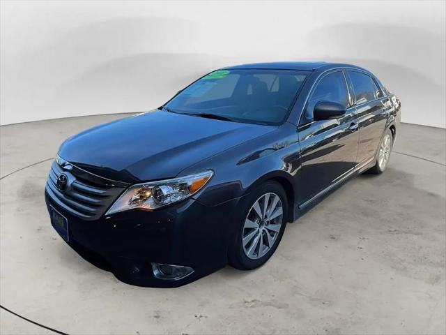 2011 Toyota Avalon Base for sale in Des Moines, IA